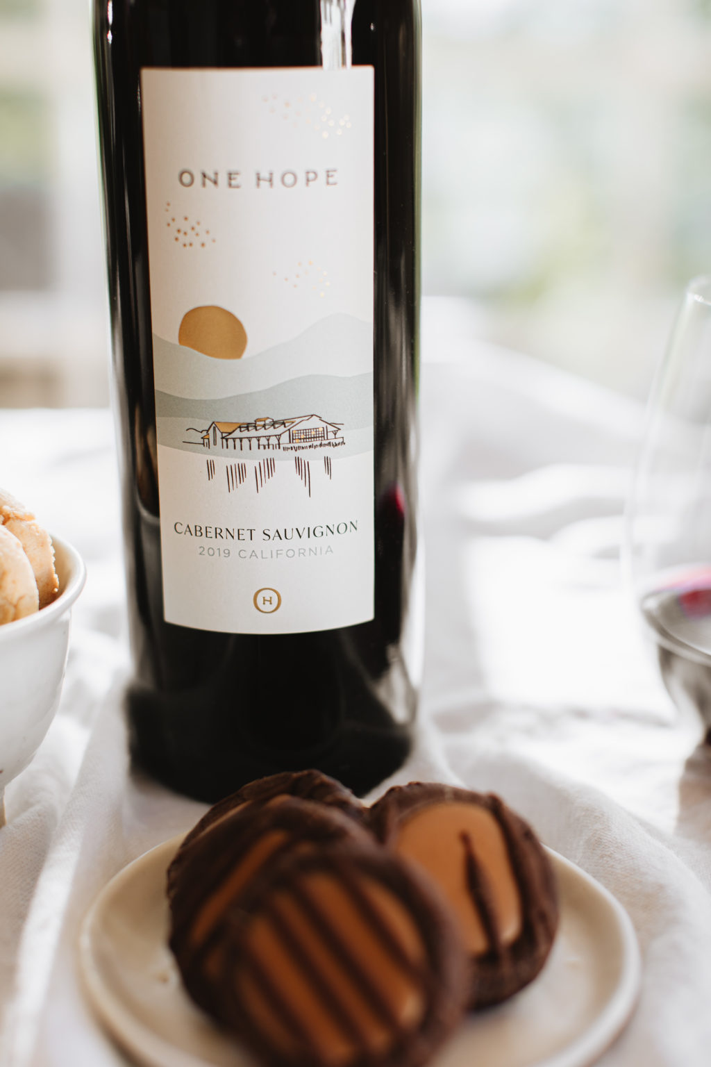 How To Pair Girl Scout Cookies With ONEHOPE Wine ONEHOPE Blog