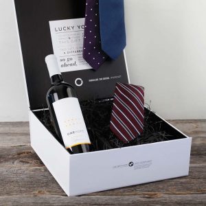 Father's Day Wine Gift Box with Tie