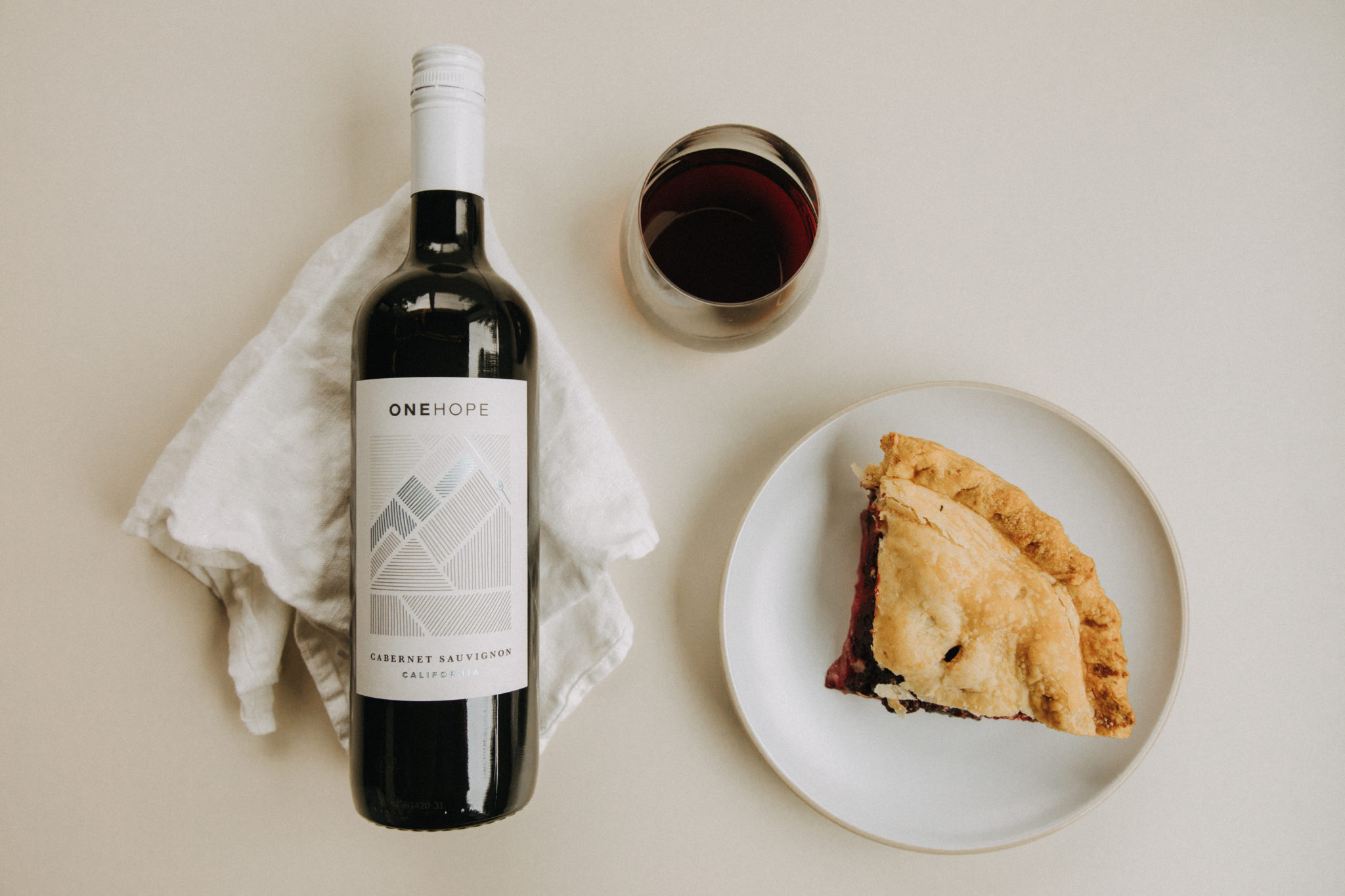 Thanksgiving wine and pie pairings ONEHOPE