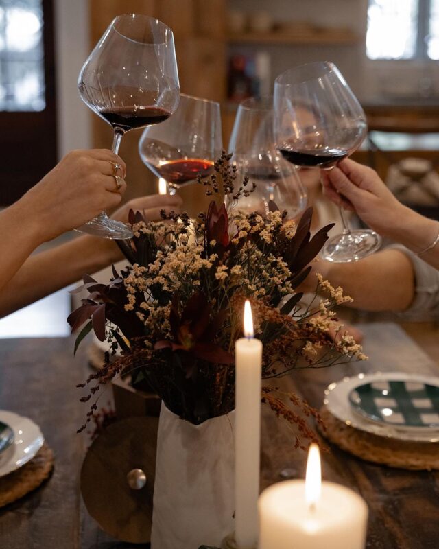 Why Use a Universal Wine Glass? — FlyWithWine Blog